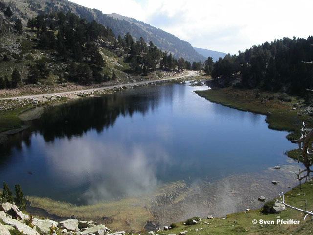 lake in the pyrines